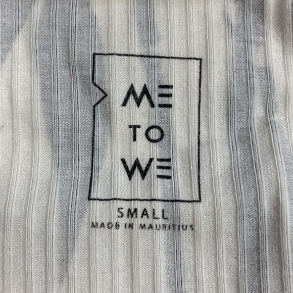 Me to We Halter Sleeveless crop top Small white Gray Tropical floral stretch - Picture 8 of 11